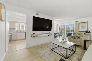 16032 Crystal Creek Dr, Orland Park, IL 60462 - Photo 7