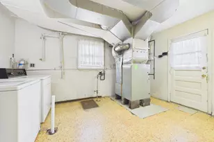 9275 Clancy Dr, Des Plaines, IL 60016 - Photo 27