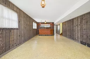 9275 Clancy Dr, Des Plaines, IL 60016 - Photo 23