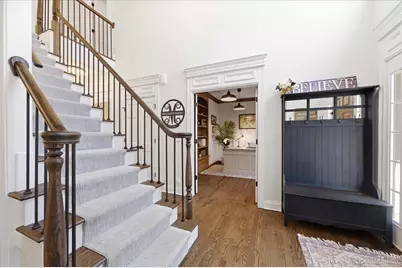 1601 King Edward Avenue, Saint Charles, IL 60174 - Photo 3