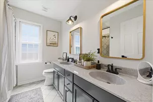 1601 King Edward Ave, Saint Charles, IL 60174 - Photo 27