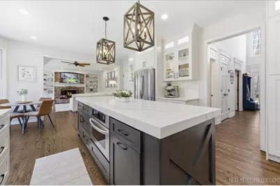 1601 King Edward Avenue, Saint Charles, IL 60174 - Photo 11