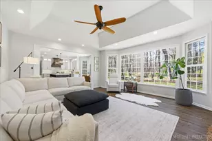 1601 King Edward Ave, Saint Charles, IL 60174 - Photo 15