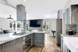 478 Kent Rd, Riverside, IL 60546 - Photo 9