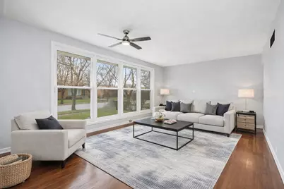 355 Iris Lane, Chicago Heights, IL 60411 - Photo 7