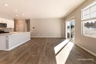 1175 Sonoma Ct, Pingree Grove, IL 60140 - Photo 9