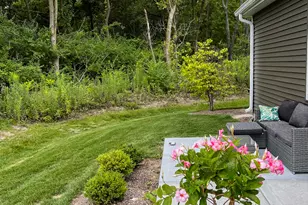 1175 Sonoma Ct, Pingree Grove, IL 60140 - Photo 3