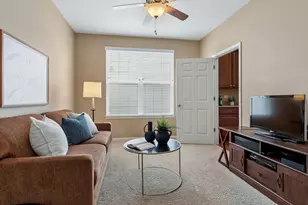 2727 Northmoor Dr, Naperville, IL 60564 - Photo 7