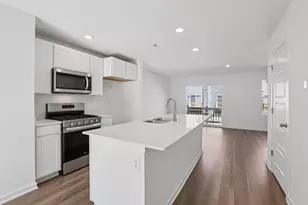 1403 Oakfield Ln, Pingree Grove, IL 60140 - Photo 7