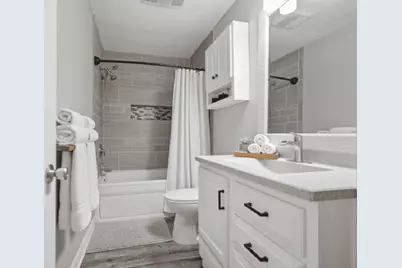 1020 Laesch Avenue #A, Bloomington, IL 61704 - Photo 5