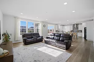 12420 Eileen St, Lemont, IL 60439 - Photo 9