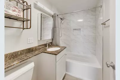 2501 W Bryn Mawr Avenue #507, Chicago, IL 60659 - Photo 13