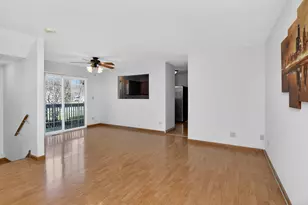 4154 Rivertowne Dr, Plainfield, IL 60586 - Photo 3