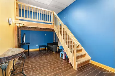 974 W 35th Place, Chicago, IL 60609 - Photo 13