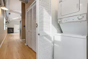 2406 W Flournoy St, Chicago, IL 60612 - Photo 17