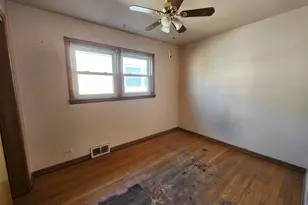 5711 S Mayfield Ave, Chicago, IL 60638 - Photo 5