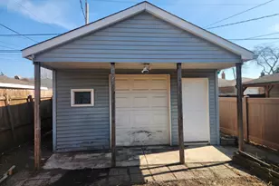 5711 S Mayfield Ave, Chicago, IL 60638 - Photo 13