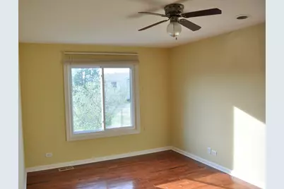 415 Harrison Court #415, Vernon Hills, IL 60061 - Photo 5