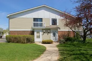 415 Harrison Ct, Vernon Hills, IL 60061 - Photo 1