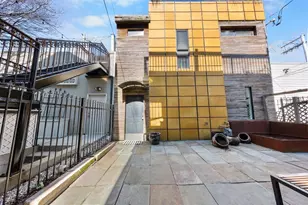 2334 W Medill Ave, Chicago, IL 60647 - Photo 11