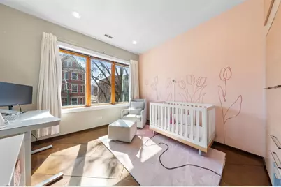 2334 W Medill Avenue, Chicago, IL 60647 - Photo 23