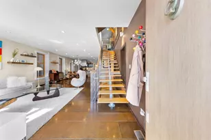 2334 W Medill Ave, Chicago, IL 60647 - Photo 3