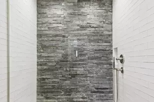 360 W Illinois St, Chicago, IL 60654 - Photo 25