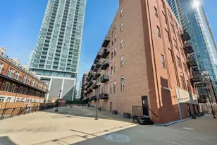 360 W Illinois St, Chicago, IL 60654 - Photo 33