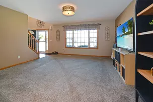 104 Hunter Ct, Hudson, IL 61748 - Photo 15