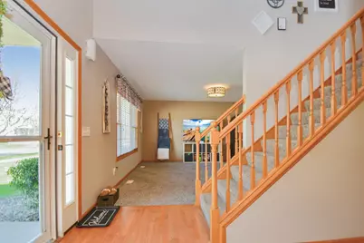 104 Hunter Court, Hudson, IL 61748 - Photo 7