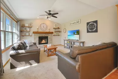 104 Hunter Court, Hudson, IL 61748 - Photo 49