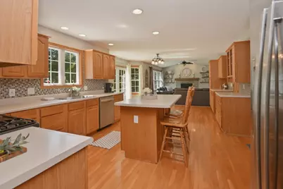 104 Hunter Court, Hudson, IL 61748 - Photo 35