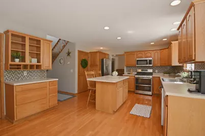 104 Hunter Court, Hudson, IL 61748 - Photo 27