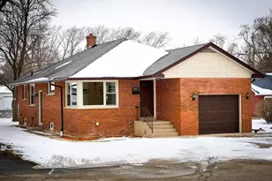 289 Chestnut St, Antioch, IL 60002 - Photo 1