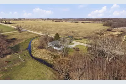 23007 Lovell Road, Sycamore, IL 60178 - Photo 13