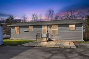 23007 Lovell Rd, Sycamore, IL 60178 - Photo 1