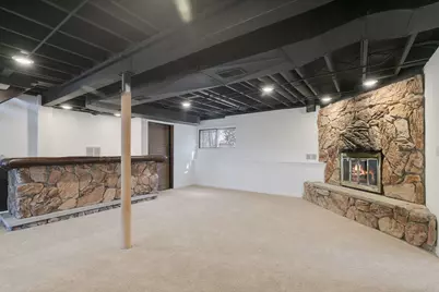 736 Clohesey Drive, Buffalo Grove, IL 60089 - Photo 19