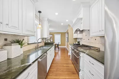 4622 Gilbert Avenue, Western Springs, IL 60558 - Photo 5