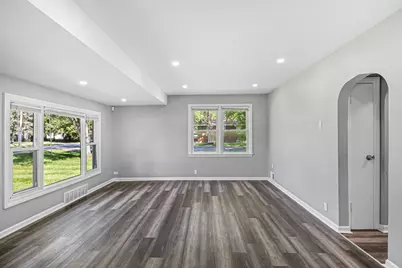 1725 E 158th Street, South Holland, IL 60473 - Photo 7