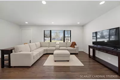 22W080 Valleyview Drive, Glen Ellyn, IL 60137 - Photo 3