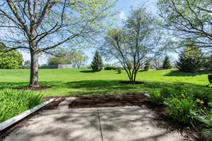 36111 N New Bridge Ct, Gurnee, IL 60031 - Photo 25