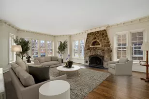 10337 S Hamilton Ave, Chicago, IL 60643 - Photo 3