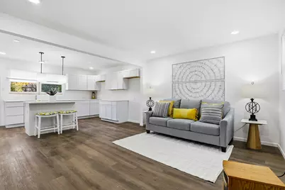 1941 Cambridge Street, Chicago Heights, IL 60411 - Photo 3