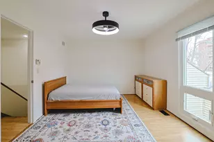 638 Naples Ct, Glenview, IL 60025 - Photo 11