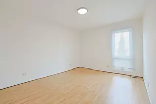 638 Naples Ct, Glenview, IL 60025 - Photo 17