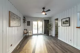 412 Northgate Rd, Lindenhurst, IL 60046 - Photo 11