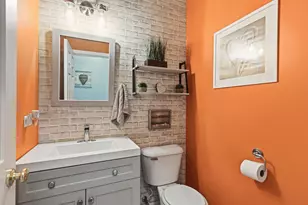 136 Durango Dr, Gilberts, IL 60136 - Photo 7