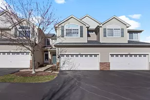 136 Durango Dr, Gilberts, IL 60136 - Photo 1