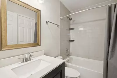 6763 Roanoake Court, Gurnee, IL 60031 - Photo 17