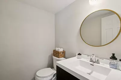 6763 Roanoake Court, Gurnee, IL 60031 - Photo 13